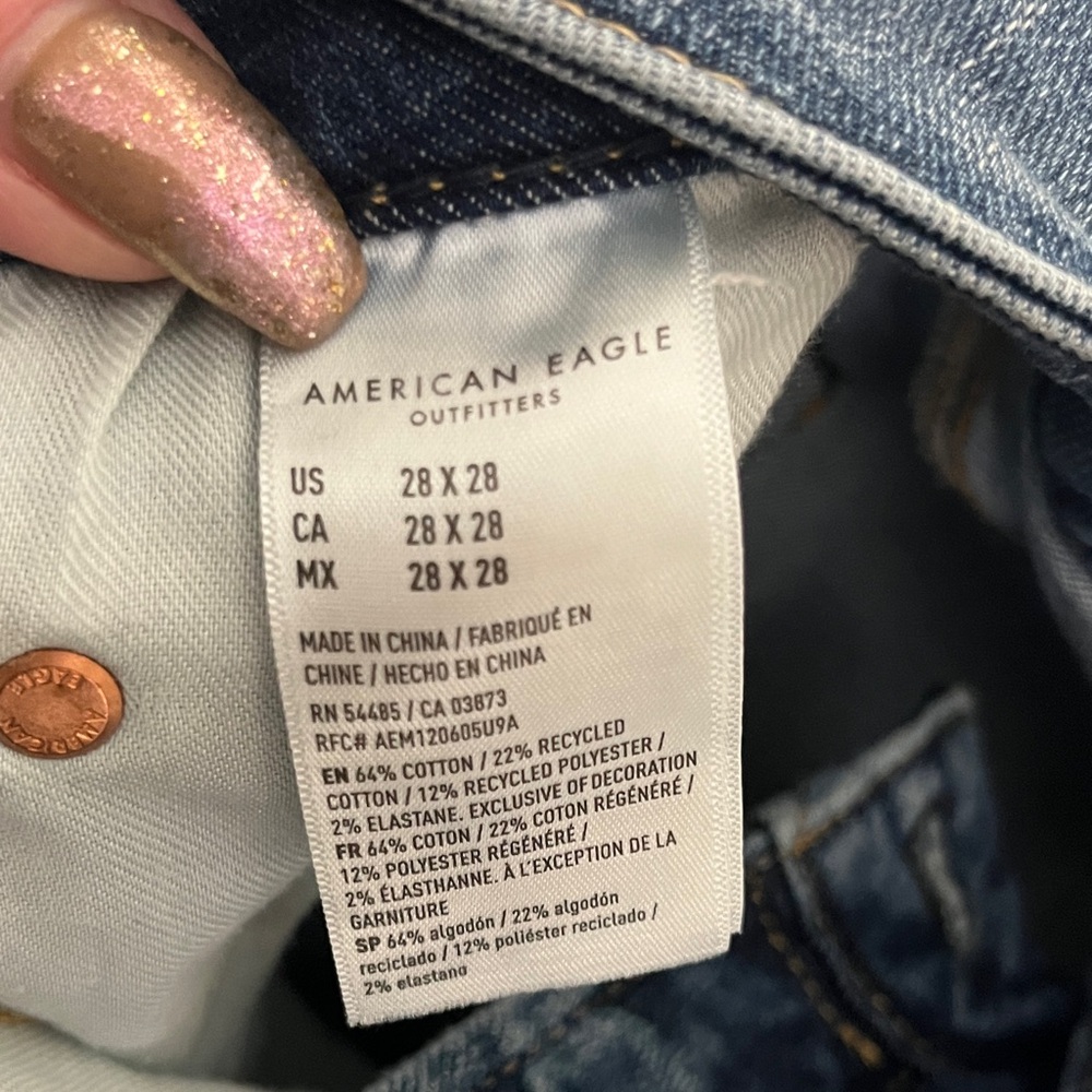 American Eagle Outfitters Women's Classic Blue Straight Leg Jeans - Picture 4 of 7